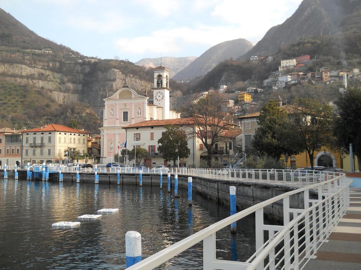 Appartamento Al Ponte Marone Exteriér fotografie