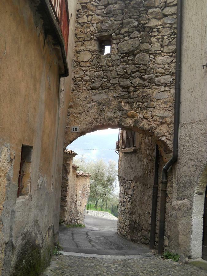 Appartamento Al Ponte Marone Exteriér fotografie